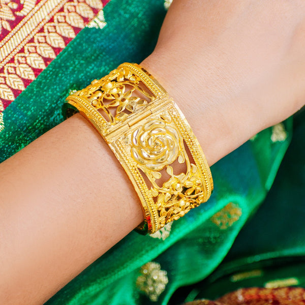 Premium Gold Plated Sabeki Golap Chur