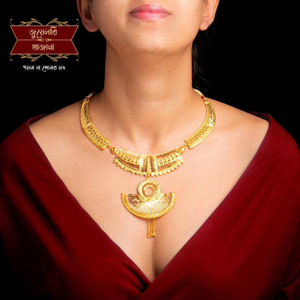 Beautiful Hasuli Necklace with Matching Earrings